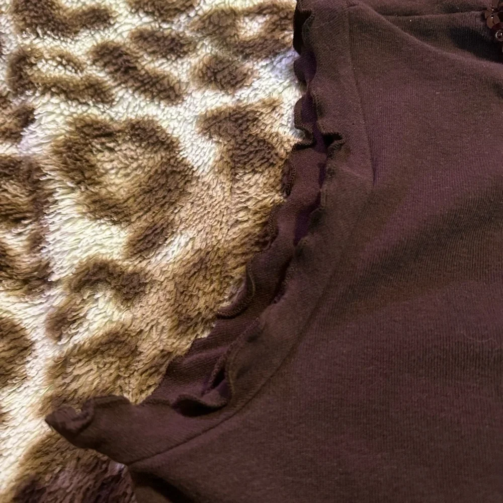 Sequin-Embellished Brown Sleeveless Top - Picture 4 of 6